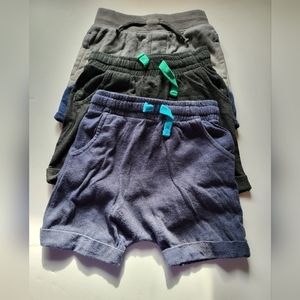 Boys shorts cat & jack 2T.  3 pcs